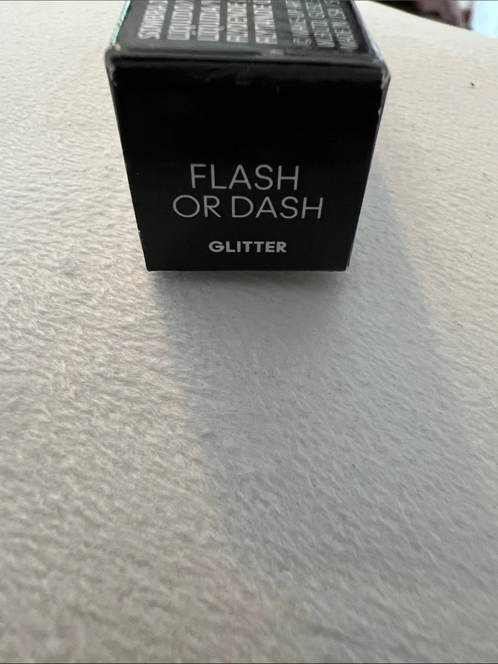 New- MAC Cosmetics Dazzleshadow Liquid  Eye Shadow- Flash or Dash